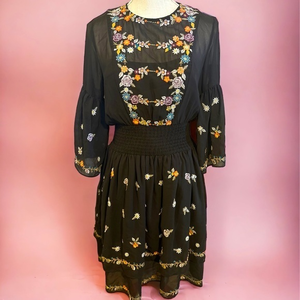 Maeve by Anthropology sz 2 MIDI black floral‎ embroidered elastic waist lined